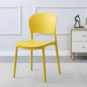 Silla de <span class=keywords><strong>Polipropileno</strong></span> Apilable de <span class=keywords><strong>Diseño</strong></span> Simple y Moderno para el Hogar, Venta al por Mayor - Product Image 1