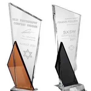 Honor of Crystal Trophée en verre vierge personnalisé K9 Impression couleur Sculpture 3D Trophée de récompenses en cristal