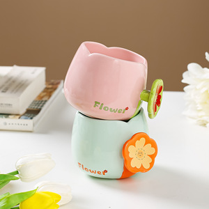 Tasse à café en céramique de style coréen faite à la main avec poignée florale, design floral personnalisé, cadeau pour femme, pour la maison ou le bureau, tasses à thé et soucoupes - Product Image 5