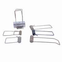 Clips de montage de panneau métallique plat en acier à ressort à ressort pour panneaux de plafond LED Downlights Installation de lumière de bande