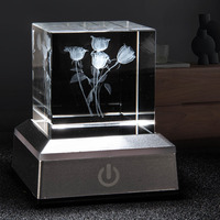 Cube en cristal K9 de haute qualité 5*5*5 cm, personnalisable, gravé au laser 3D, cube en cristal lumineux, veilleuse pour la décoration de la maison