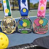 Gratis ontwerp op maat gemaakte pickleball sportmedaille uitsparing glitter emaille zinklegering metaal toernooi award medaille op maat bedrukt lint