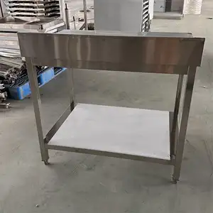 Mesa de trabajo de cocina comercial de acero inoxidable resistente ensamblada