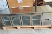 Fabricant de solutions clés en main pour cuisines commerciales, réfrigérateur sous comptoir personnalisé avec refroidissement par ventilateur, 2/3/4 portes en verre pour restaurant