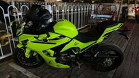 Moto sportive d'occasion QJmotor S 550s, 550cc, essence, bicylindre, refroidissement liquide, haute performance, Jiangsu