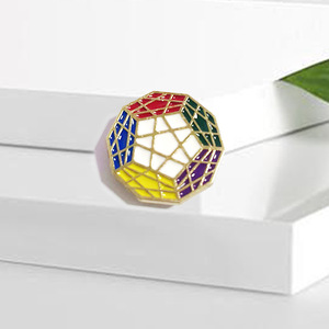 Broches magnéticos de la serie <span class=keywords><strong>Cubo</strong></span> de <span class=keywords><strong>Rubik</strong></span>, los más vendidos transfronterizos, insignias para bolsos, bonitos colgantes metálicos de moda para mujer estilo Instagram - Product Image 4