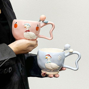 Taza de Cerámica con Diseño de Pato, Linda y Creativa, Estilo Moderno, Taza de Café con Dibujos Animados, Taza de Agua <span class=keywords><strong>para</strong></span> el Hogar, <span class=keywords><strong>para</strong></span> <span class=keywords><strong>Hombres</strong></span> y Mujeres - Product Image 1