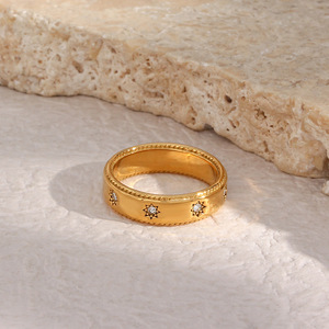 Stainless Steel Sun Pattern Zircon Inlaid Band <b>Ring</b> Vintage Textured Stackable <b>Statement</b> Finger <b>Ring</b> For Women Daily Jewelry - Product Image 5