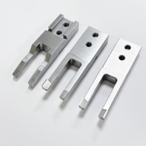 Composants de système hydraulique usinés CNC-Boîtiers de pompe/blocs-cylindres avec services d'alésage et de meulage - Product Image 1
