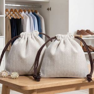 Sac à chaussures en coton avec logo personnalisé, écologique, réutilisable, sac à poussière en chevron pour vêtements, pochette de rangement de voyage avec cordon de serrage - Product Image 2