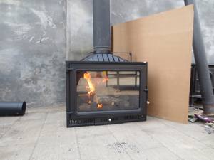 Estufa de <span class=keywords><strong>pellets</strong></span> de hierro fundido independiente contemporánea, diseño moderno para interiores para instalación en esquina para hoteles, villas, Apartamentos - Product Image 2