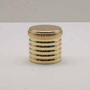 ฝาขวดน้ำหอมหรูหราแบบกำหนดเองได้ ขนาด 15 มม. ผลิตจากโลหะผสมสังกะสีเคลือบทอง ป้องกันการรั่วซึม มีสินค้าพร้อมส่ง - Product Image 1