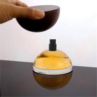 Flacon de parfum transparent en verre semi-circulaire bonhomme de neige 30ml 100ml avec pulvérisateur sérigraphié et grand bouchon en bois pour diffuseur à bâtonnets