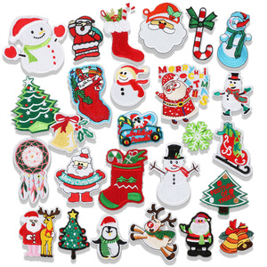 Nouvel ensemble de patchs en polyester sur le thème de Noël d'<span class=keywords><strong>Amazon</strong></span> : patchs brodés Père Noël et boule de cristal pour vêtements, thermocollants - Product Image 1