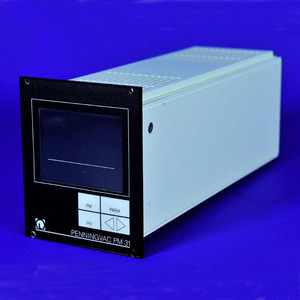 Vacuómetro de Presión Diferencial Leybold Penningvac PM31 Modelo 89788 Tipo Trasero - Product Image 3