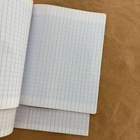 Cahier scolaire à piqûre à cheval pour étudiants, papier écologique, design ligné français, logo et couleur personnalisables, Nigéria 2026