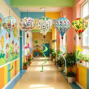 Décoration de jardin suspendue en forme de montgolfière, moulin à vent pliable en tissu peint avec queue en spirale pour l'art extérieur de la cour - Product Image 1