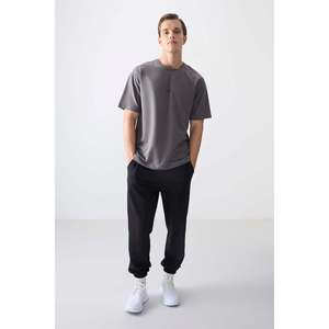 Camiseta Oversize Tommylife para Hombre, Color Gris Oscuro, Algodón, Estampada, Manga Corta, 100% Jersey - Product Image 3