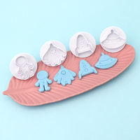 Moules à biscuits pour bricolage sur le thème de l'espace Vaisseau spatial Astronaute Alien Rocket Pattern Biscuit Mold Plasticine Embossing Mould