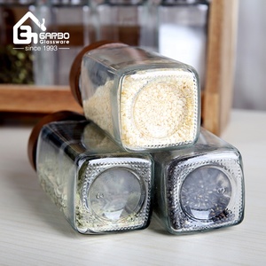 9 pz set <span class=keywords><strong>di</strong></span> bottiglie <span class=keywords><strong>di</strong></span> condimento <span class=keywords><strong>con</strong></span> Stand <span class=keywords><strong>di</strong></span> forma quadrata bottiglia <span class=keywords><strong>di</strong></span> <span class=keywords><strong>vetro</strong></span> <span class=keywords><strong>con</strong></span> <span class=keywords><strong>coperchio</strong></span> in legno vendita calda nel mercato Algeria fornitore della cina - Product Image 3