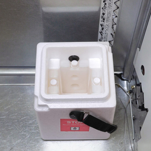 Caja de Transporte de Vacunas con Ruedas de Diseño Moderno Fairbizps, Equipo de Seguridad Clase II, Transporte de Muestras de Sangre, Uso Hospitalario, Hecho en India - Product Image 4