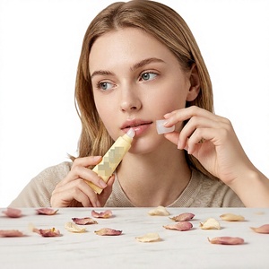 Esencia Labial SOLID IN con Ceramida, Hidratante, Cuidado de la Piel Coreano, K-Beauty, Nutritiva - Product Image 1
