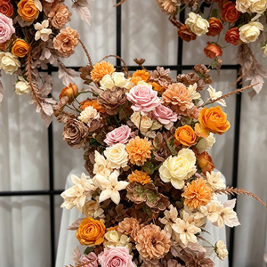 Camino de Mesa de Flores Artificiales Rústicas Mixtas, Hechas a Mano, de Seda, Modernas, de Alta Simulación, para Decoración de Bodas y Día de la Madre, en Color Blanco Marfil y Rosa - Product Image 1