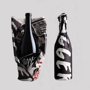 Logos d'équipe sportive et dates de <span class=keywords><strong>victoire</strong></span> pour les célébrations des fans Capacité Bouteille personnalisée ajustable - Product Image 3