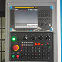 Centre d'usinage vertical CNC 4 axes haute précision VMC avec table rotative pour l'ingénierie de précision