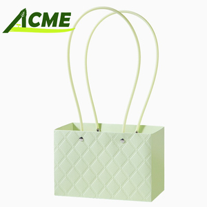 Vente en gros de boîte à fleurs trapézoïdale en relief <span class=keywords><strong>macaron</strong></span> couleur sac à main emballage en carton cadeau impression carton personnalisée - Product Image 4
