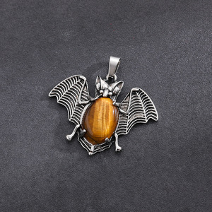 Collier hexagonal à pointe unique pour enfants, avec pendentif en quartz rose naturel et pendentif chauve-souris, pour Halloween - Product Image 4