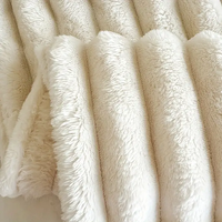 Vente en gros de couverture de lit double couche en minky personnalisée grande taille couvertures de luxe en peluche lapin en fausse fourrure pour l'hiver