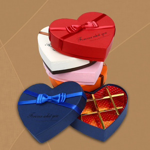 Hình trái tim tùy chỉnh màu sắc dập nổi lớp phủ UV tự dựng có thể tái chế sô cô la hộp cho Đảng cho - Product Image 2