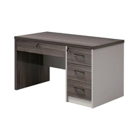 Bureau de travail modulaire en bois au design moderne et épuré pour postes de travail, configuration de mobilier de bureau pour employés