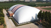 Dôme gonflable à membrane large pour salle de sport, idéal pour les entraînements de tennis et de basketball en intérieur