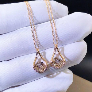 Collier pendentif en zircon en forme de larme de style français, élégant et minimaliste, chaîne de clavicule pour femmes - Product Image 3