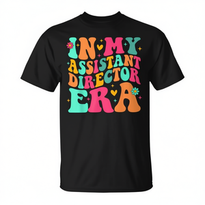 T-shirt « Groovy in My Assistant Director Era » – Catégorie promotionnelle - Product Image 2