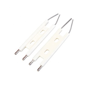 Compatible avec les équipements énergétiques ou industriels Électrode d'allumage 95% alumine double pôle à trois trous de taille personnalisée pour brûleur - Product Image 3