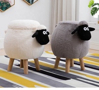 Tabouret Ottoman en Forme d'Animal Mignon Mouton Tabouret d'Appui pour Tout-Petits Chaise de Poupée en Bois Tabouret en Velours Rembourré Tabouret en Bois Drôle Jouets pour Bébés Adultes
