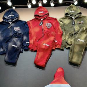 Conjunto Deportivo Personalizado para Hombre de Alta Calidad, Sudadera con Capucha de Algodón con Cierre Completo Estilo Vintage, Pantalones Deportivos Acampanados con Lavado Ácido Estilo Vintage - Product Image 6