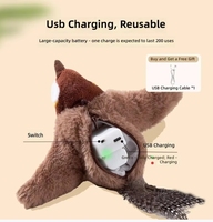 Jouet interactif pour chat en peluche avec plumes de paon remplaçables, jouet couineur pour la chasse des chats d'intérieur