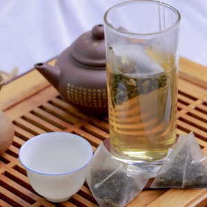 Suppléments de désintoxication au thé vert brûle-graisse OEM chinois pour solution de perte de poids pour femmes dans un sachet de thé filtré - Product Image 5