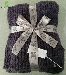 Manta de invierno personalizada verde mágico manta de bambú de punto de bebé suave y acogedora para el hogar - Product Image 3