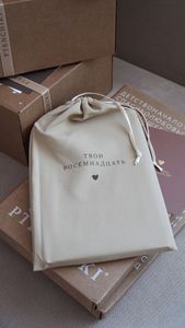 Custom Velvet Drawstring Dust Bags Logo Printing Suede Drawstring Bag Jewelry Makeup <strong>Pouches</strong> - Product Image 3