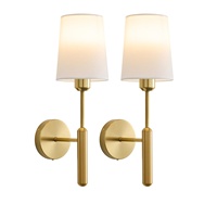 Lampe murale sans fil à LED de style américain, alimentée par batterie, avec abat-jour en tissu, idéale pour les couloirs d'hôtel, les salons et les chevets.