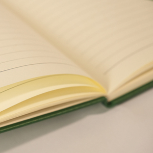 Cuadernos de Tapa Dura Cosidos a Mano con Lámina Plateada de Cuero PU de Alta Calidad, 120 Hojas, para Uso Promocional, Venta al Por Mayor de Fábrica - Product Image 3