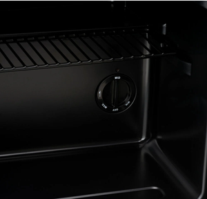 Mini-réfrigérateur compact noir 48L SUBCOLD avec serrure, écoénergétique, avec étagère amovible et silencieux, en stock maintenant - Product Image 3