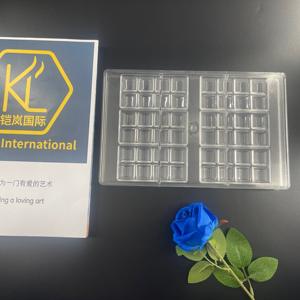 แม่พิมพ์ช็อกโกแลตทรงสี่เหลี่ยมจัตุรัสไคลัน |   แม่พิมพ์โพลีคาร์บอเนตสไตล์วาฟเฟิลสำหรับการอบขนม DIY - Product Image 4