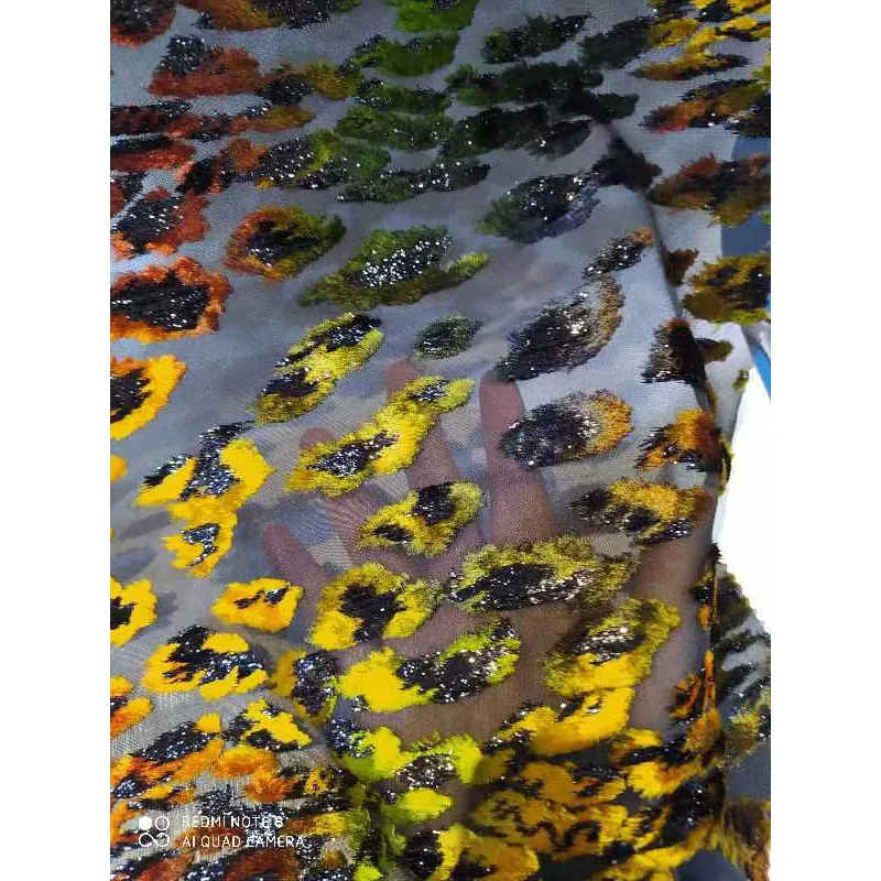 فستان زفاف 135 من الحرير, عرض كامل متطابق مع طباعة ملونة ، مجموعات غارباسا ، قماش حرير صومالي معدني/