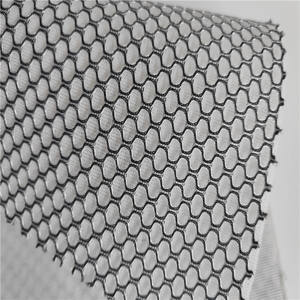 100% <span class=keywords><strong>Polyester</strong></span> Stof Rond Gat 3d Air Mesh <span class=keywords><strong>Net</strong></span> Voor Sportschoenen Tassen Stoel Sandwich Tule Gaas - Product Image 2